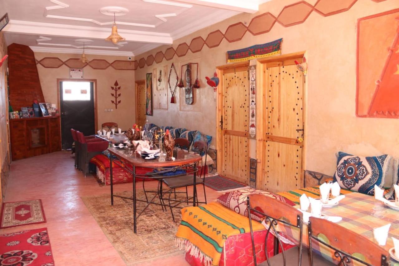 Maison D'Hotes La Vallee Des Nomades Msemrir ภายนอก รูปภาพ
