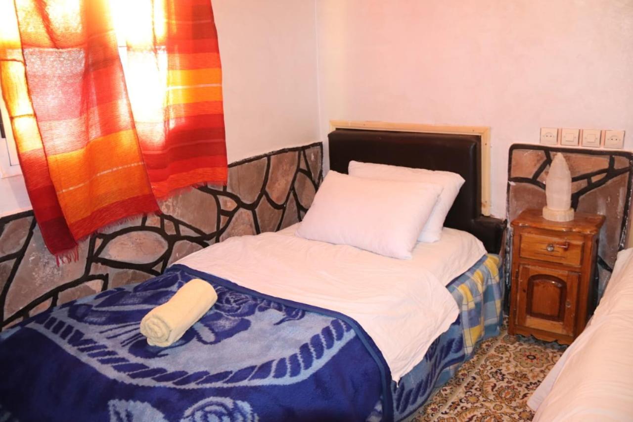 Maison D'Hotes La Vallee Des Nomades Msemrir ภายนอก รูปภาพ